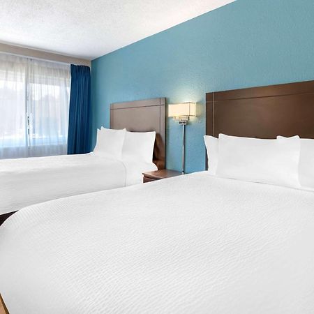 Days Inn By Wyndham Wrightstown Mcguire Afb Bordentown Экстерьер фото