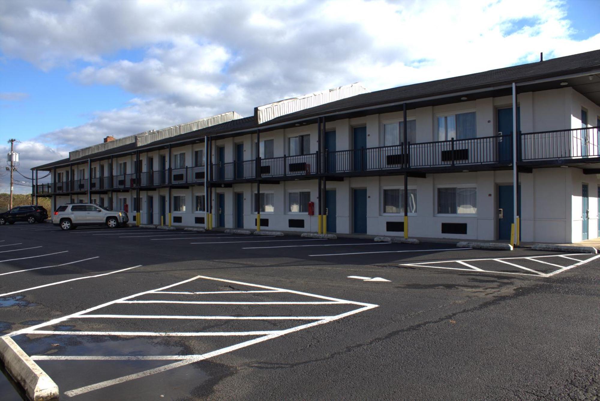 Days Inn By Wyndham Wrightstown Mcguire Afb Bordentown Экстерьер фото